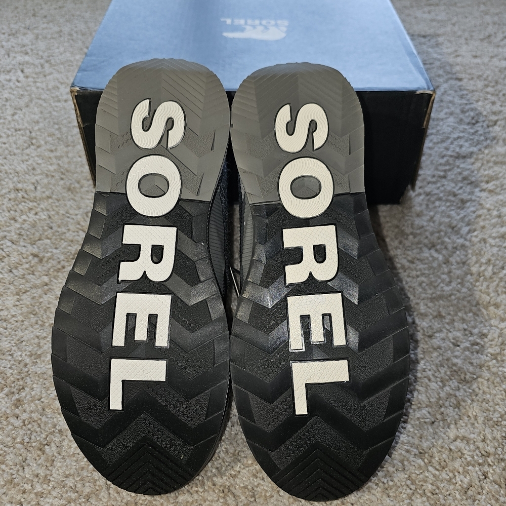 Sorel Duck Boots - Picture 6 of 6